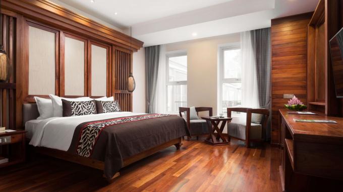 SUITE ROOM