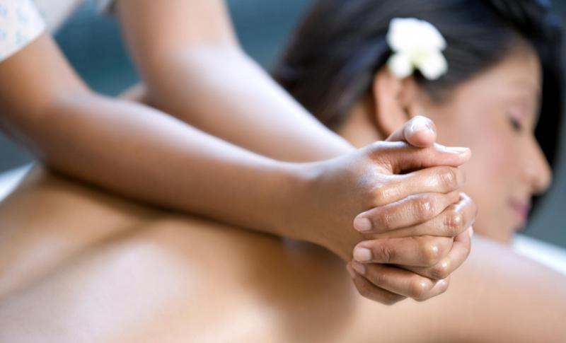  HAWAIIAN MASSAGE (90 MINUTES) 