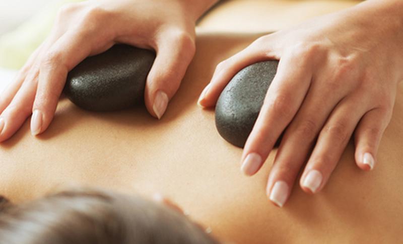  HOT STONE MASSAGE (90 MINUTES) 
