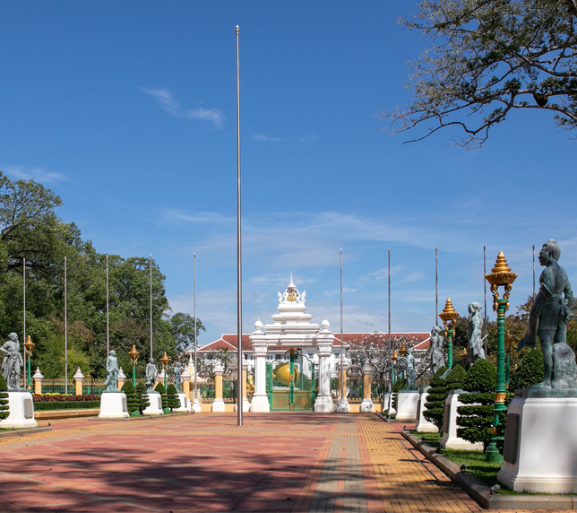 Royal Residence entrance gates and park statues in Siem Reap near J7 Hotel.